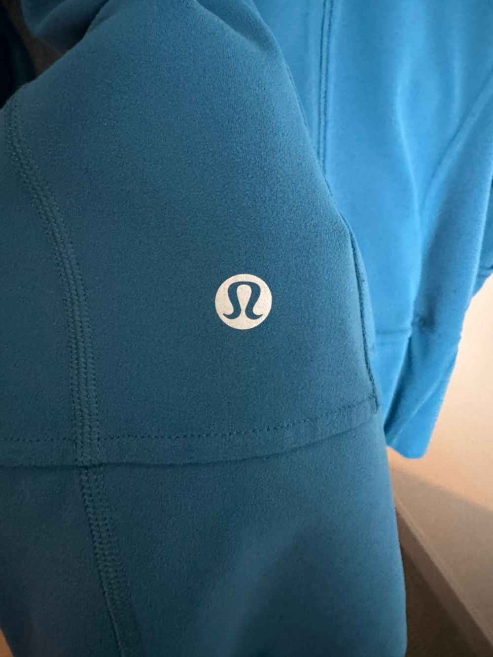 Lululemon Contour Jacket - Picture 4 of 7